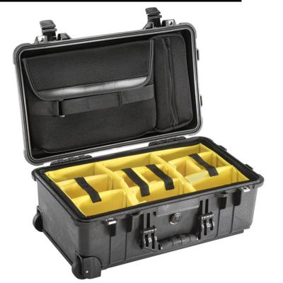 VALISE PELICASE 1510SC NOIRE + KIT CLOISON +POCHETTE ORDINATEUR